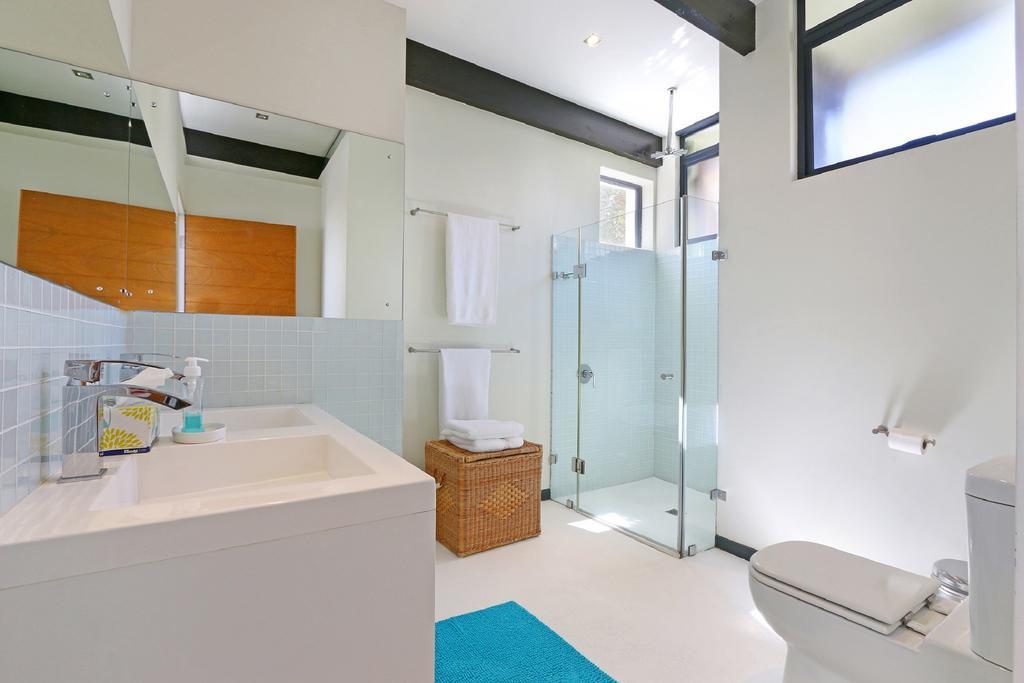 Villa Aqua By Totalstay Кейптаун Екстериор снимка
